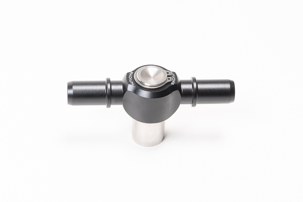 Radium Engineering — Radium Nissan RB26DETT Intake or Exhaust 16mm SAE Male Double Banjo Press-Fit - view 4